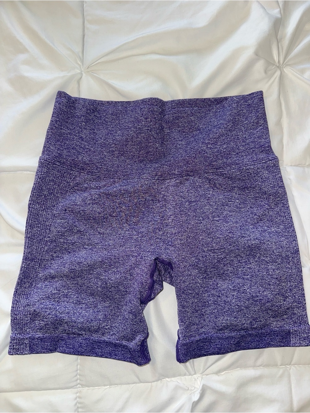 YEOREO Purple Seamless High Rise Biker Shorts Size Small Workout Activewear